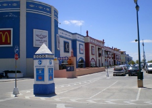 Algarve Shopping in Guia - entrance to underground car park